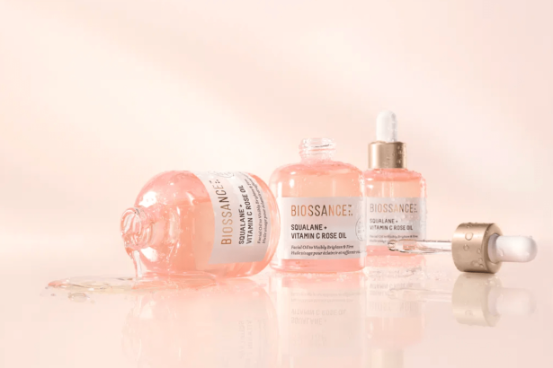 Drew Barrymore ‘Douses’ Her Skin in This  Face Oil