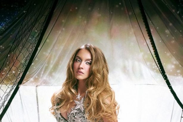 Sydney Sweeney Goes Full Fairy Princess in Vintage Mugler