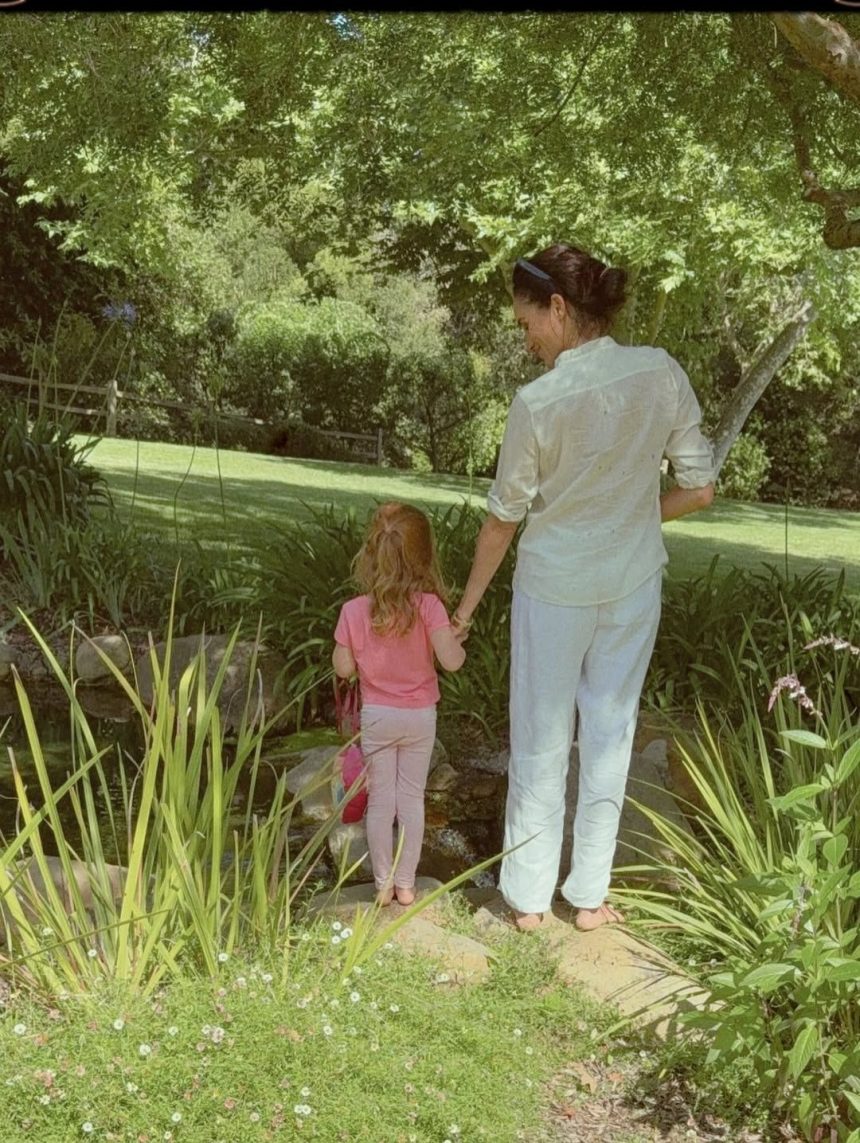 Meghan Markle Goes Barefoot for Wellness—and Shes Not the Only One Meghan Markle Goes Barefoot for Wellness—and Shes Not the Only One