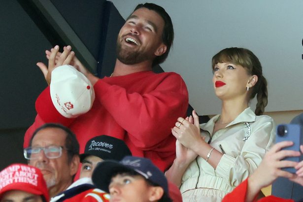 Travis Kelce Makes Apparent Nod to Fiancee Taylor Swift With Outfit