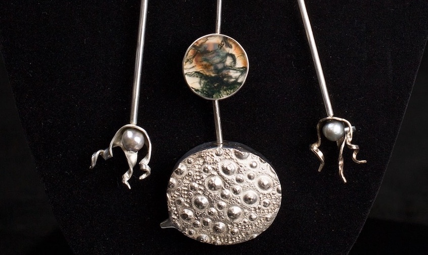 Thieves Rob 1,000 Collection Items From California Museum Thieves Rob 1,000 Collection Items From California Museum