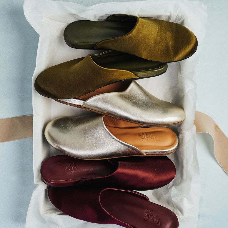 The Holidays Are Approaching! 25+ Incredible Gift Ideas for Her
