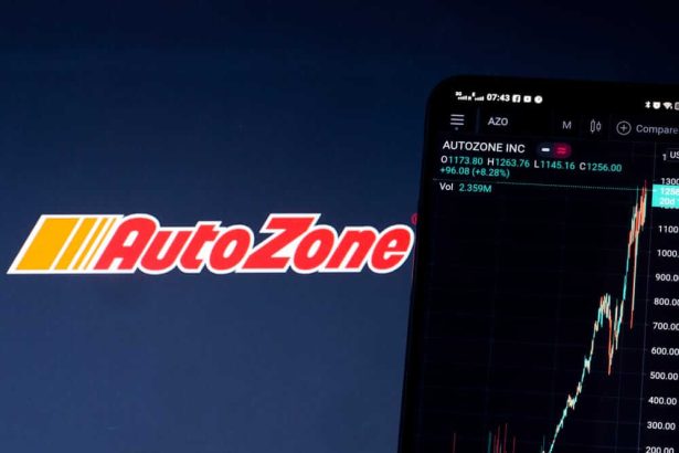What to Expect From AutoZone’s Q1 2026 Earnings Report