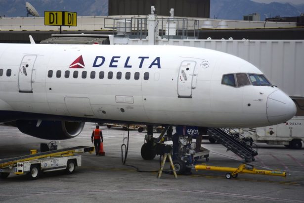 Drunk passenger accused of sexually assaulting Delta employee before flight out of Salt Lake City