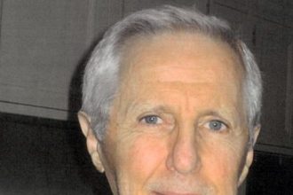 Alex Wallau, One-Time Boxing Announcer Who Helped Disney Navigate Media Sector, Has Died