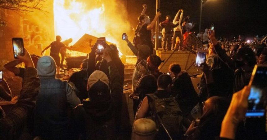 WATCH: AG Pam Bondi, FBI Director Kash Patel, DHS Secretary Kristi Noem Vow to Take Down “Terrorist Group” Antifa – “They are an Organized, Systemic, International Criminal Enterprise” | The Gateway Pundit | by Jordan Conradson