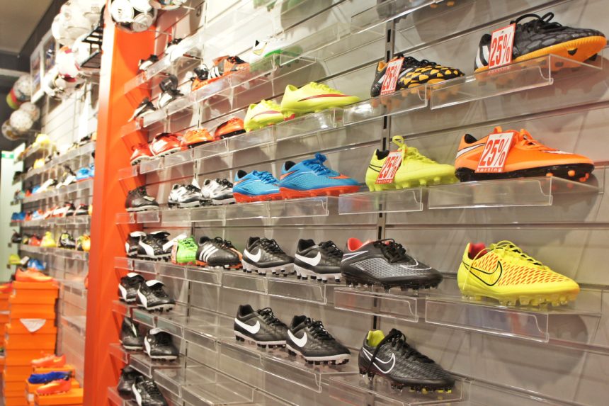 Jim Cramer Says He Loves Nike (NKE) CEO Elliott Hill