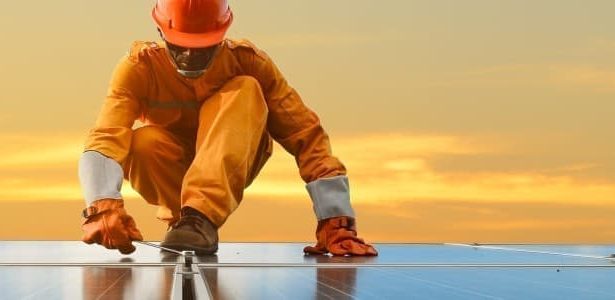 Wall Street’s Hottest Clean-Energy Bet Hits a Ceiling