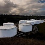 Oil Narrowly Extends Gains as Traders Weigh OPEC+ Supply Moves