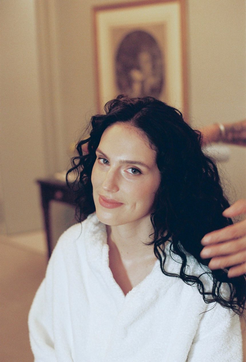 Eva Victor Brings Cool English Professor Energy to Loewe