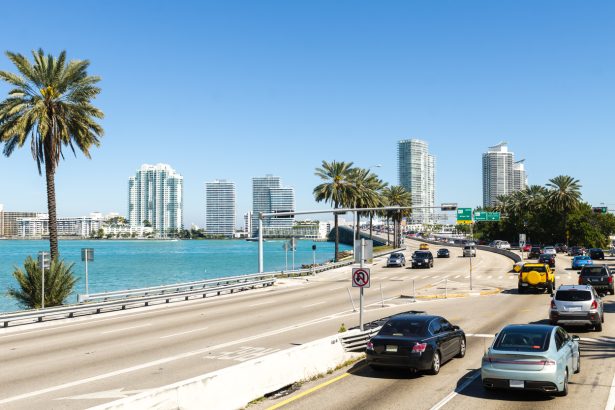 Why Choose a Driver Service in Miami Over Rideshare Apps