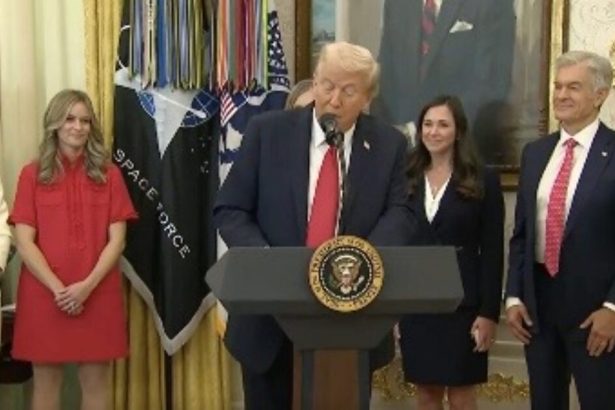 WATCH LIVE: President Trump to Make an Oval Office Announcement Reportedly on IVF Treatments – 3 PM ET | The Gateway Pundit | by Jordan Conradson