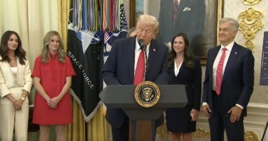 WATCH LIVE: President Trump to Make an Oval Office Announcement Reportedly on IVF Treatments – 3 PM ET | The Gateway Pundit | by Jordan Conradson