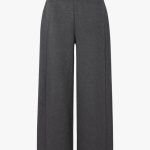 20+ Pairs of Sweatpants to Cozy Up in on Cold Days