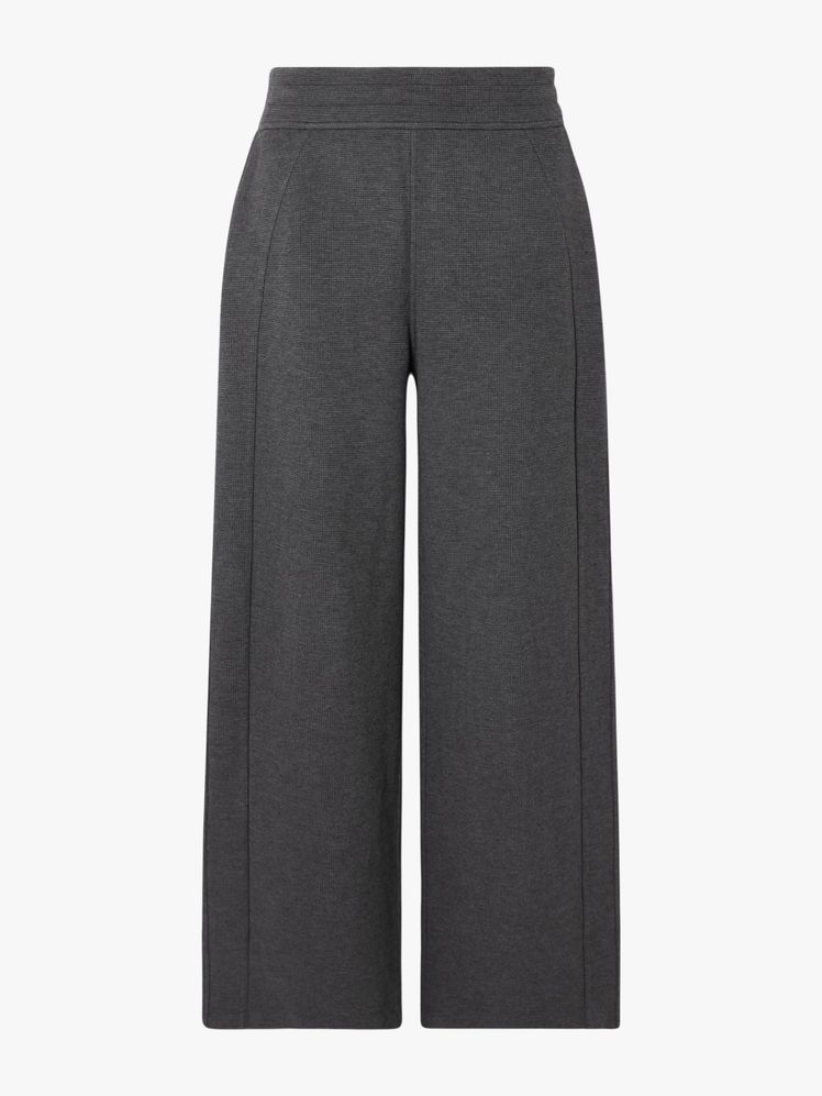 20+ Pairs of Sweatpants to Cozy Up in on Cold Days