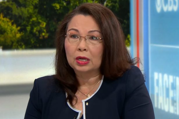 Sen. Tammy Duckworth Accuses ICE of Using ‘Gestapo Tactics’ in Chicago (VIDEO) | The Gateway Pundit | by Ben Kew