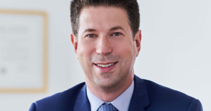 Harvard Law Professor Placed on Leave After Firing Pellet Rifle Near Boston Synagogue — Told Police He Was There ‘Hunting Rats’ | The Gateway Pundit | by Ben Kew