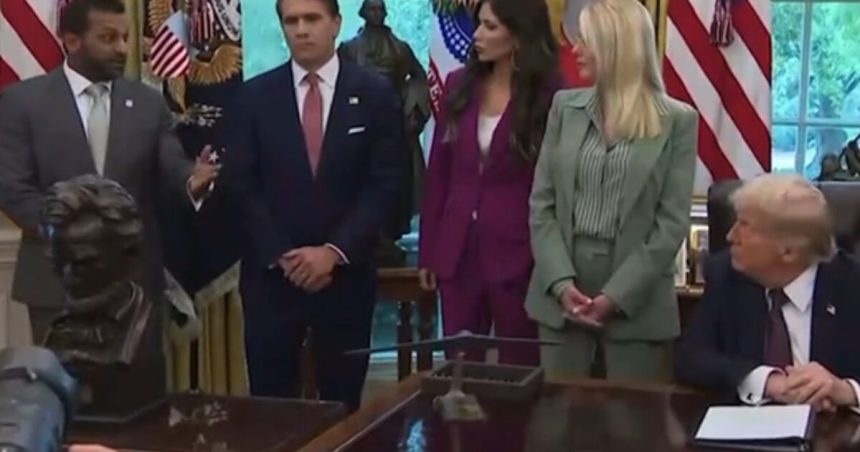 WATCH LIVE: President Trump and FBI Director Kash Patel to Hold Press Conference – 3 PM ET | The Gateway Pundit | by Jordan Conradson