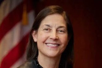 BREAKING: Appeals Court Lifts Judge’s Order Blocking Trump From Mobilizing Oregon National Guard Troops | The Gateway Pundit | by Cristina Laila
