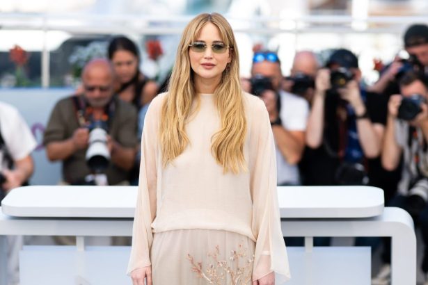 Hurry! Jennifer Lawrence’s Exact Rothy’s Clogs Are on Amazon