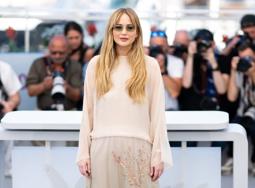 Hurry! Jennifer Lawrence’s Exact Rothy’s Clogs Are on Amazon