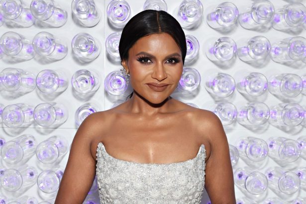 Mindy Kaling Uses This Volumizing Mascara That’s on Sale for 