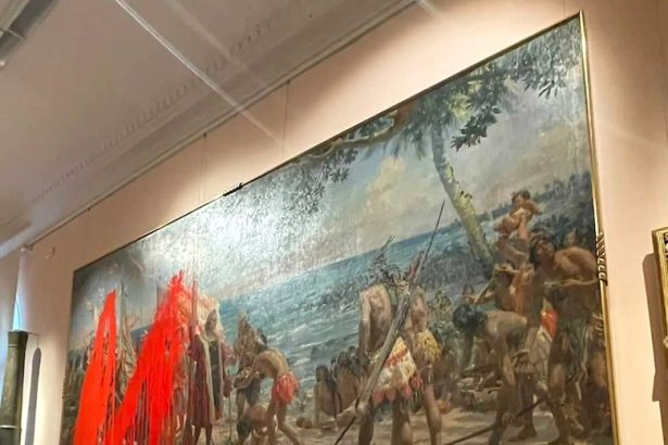 Two Arrested for Splashing Paint on Columbus Artwork in Spain 