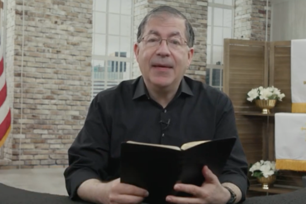 Frank Pavone: Supreme Court Consecrated to God at Start of New Term | The Gateway Pundit | by Guest Contributor