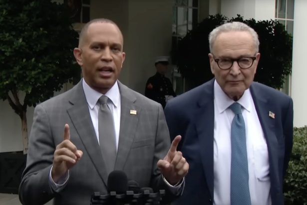 White House Releases New Memo Exposing Democrats’ Demand for Nearly 0 BILLION in Taxpayer-Funded Healthcare for Illegal Immigrants — All While Gutting Reforms That Protect American Citizens | The Gateway Pundit | by Jim Hᴏft