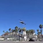 Five Hospitalized After Helicopter Spirals Out of Control and Crashes in Huntington Beach, California (VIDEO) | The Gateway Pundit | by Jim Hᴏft