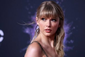 101 Short Taylor Swift Quotes: Inspirational, Positive and Empowering Thoughts on Life