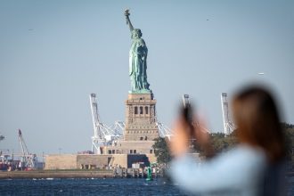 Trump admin will keep Statue of Liberty open during government shutdown