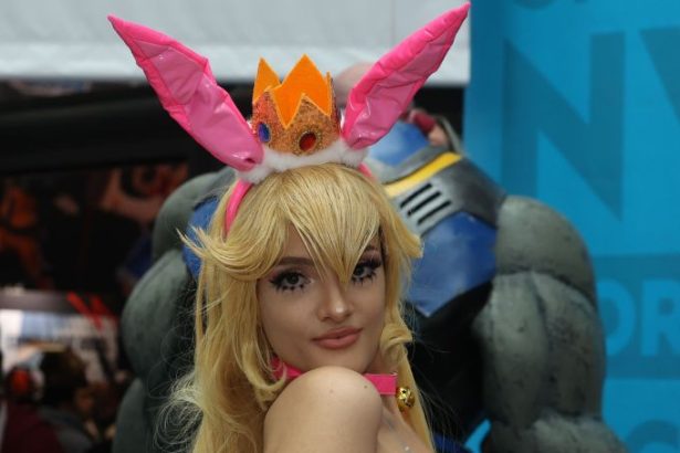 Cosplayers descend on New York City with elaborate costumes for Comic Con