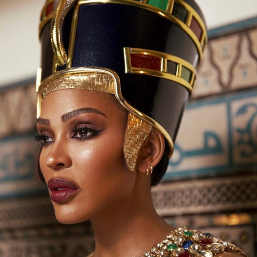 Top Creative Hairstyles & Makeup Looks Seen On Celebs