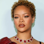 The Best Caramel Highlight Tones For Olive Skin