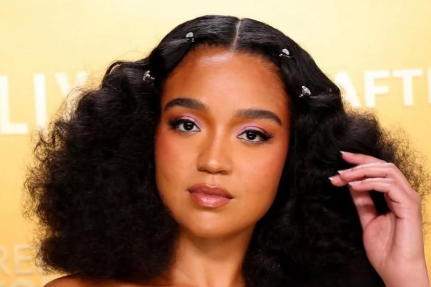 Explore the Trending Medium Length Haircuts for Women