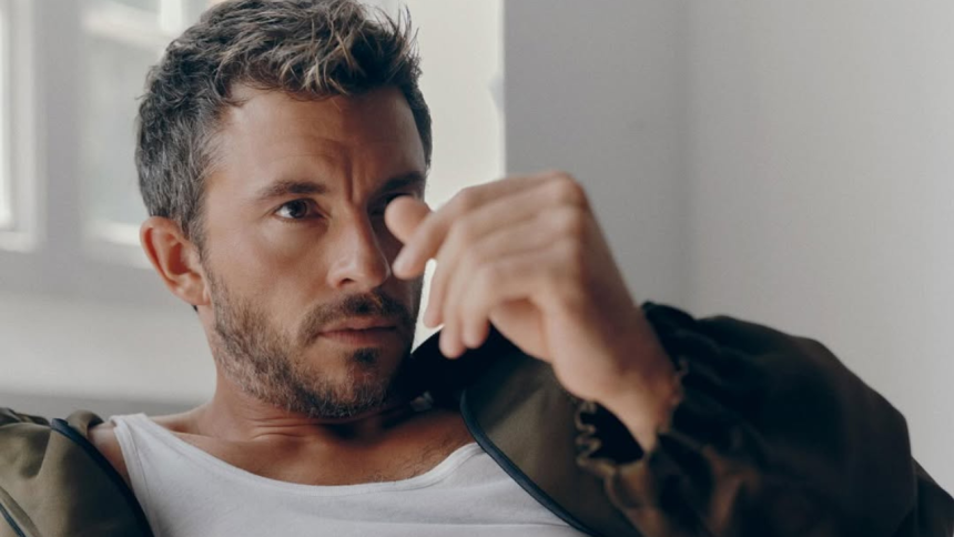 Jonathan Bailey Named People Magazine’s 2025 Sexiest Man Alive