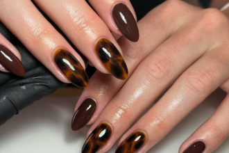 How to Remove Acrylic Nails Without Damaging Them