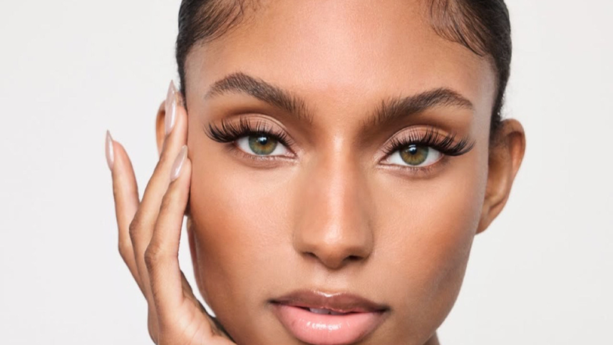 The Beauty Trend Redefining Glamour