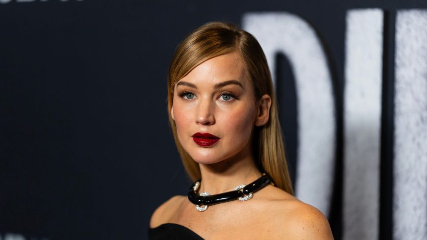 Jennifer Lawrence Perfects the Witchy Red Lip