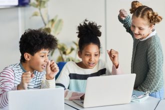 6 Cooperative Learning Strategies to Curate Collaboration in the Classroom