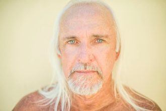 6 Things To Know About Slowing Aging, According To Dr. David Sinclair