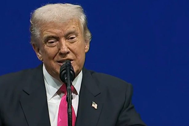 A Barely Able To Speak Trump Falls Apart In Front Of The World At Saudi Business Forum