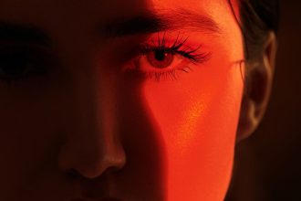 5 Best Omnilux Red Light Therapy Devices, According to Experts