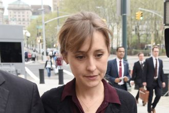 Allison Mack Podcast Details NXIVM Sex Cult, Keith Raniere Brainwashing