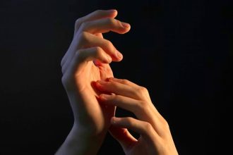 An Amazing Thing Happens in The Brain When We See Someone Touched : ScienceAlert