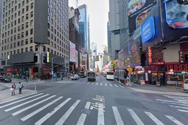 Bystander, 38, knifed in back by driver who confronted him for recording road rage clash: cops, sources