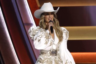 CMA Awards 2025: The Complete List of Winners