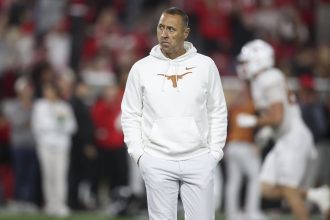Calls mount to fire Steve Sarkisian from fans after Texas’ disastrous loss to Georgia