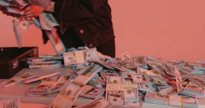 Chicago woman charged with laundering large volumes of cash for Mexican drug cartels